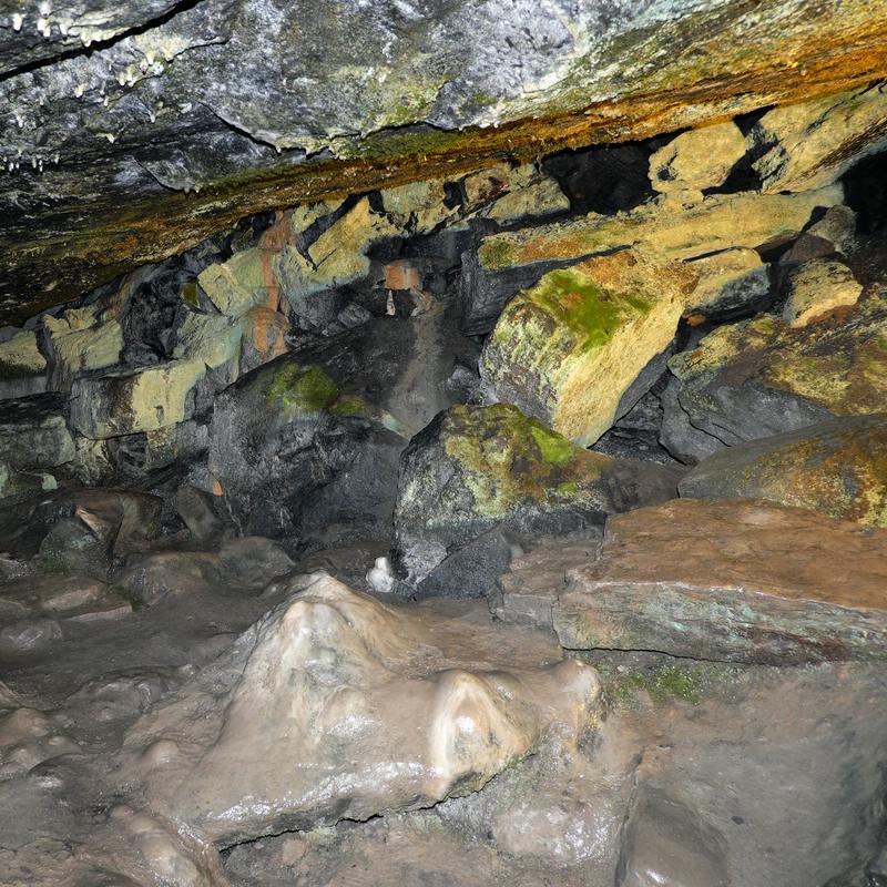 Höhle