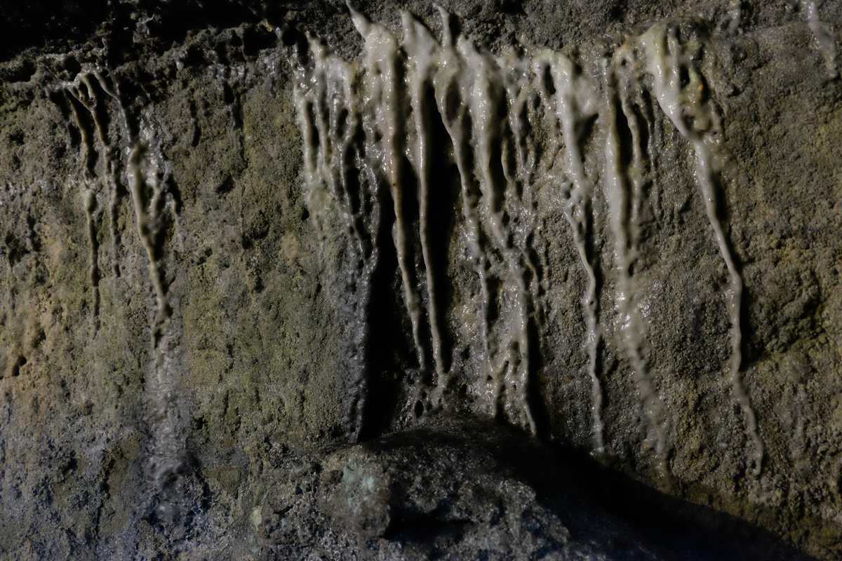 Höhle